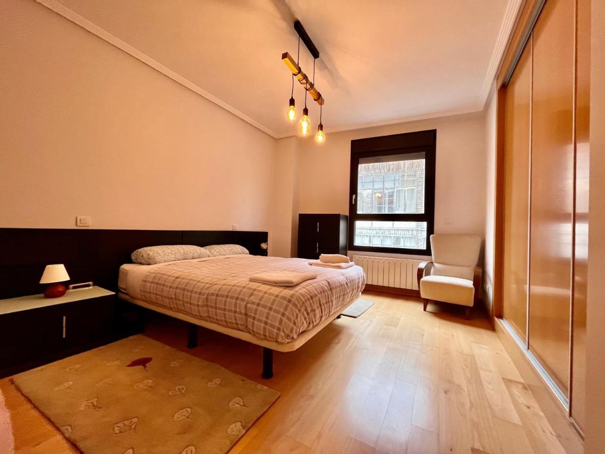 Atuaire Home Cordon 3 Centro Historico Parking Incluido Burgo Eksteriør bilde